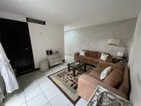 The Lindora Studio, 1 bedroom home with pool Hotels in Pozos