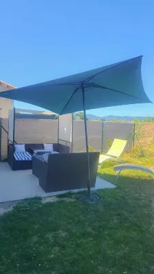 Cosy house, gardens and relaxation. Hotels in Montelimar