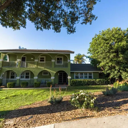 5Br Pool, Sauna & Game Room,Near UCR