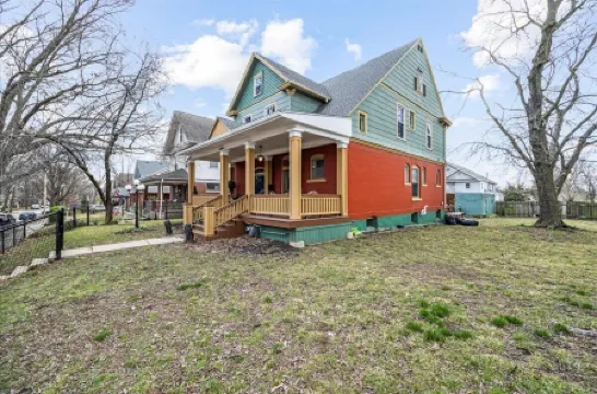 Victorian Home Filled with Charm
