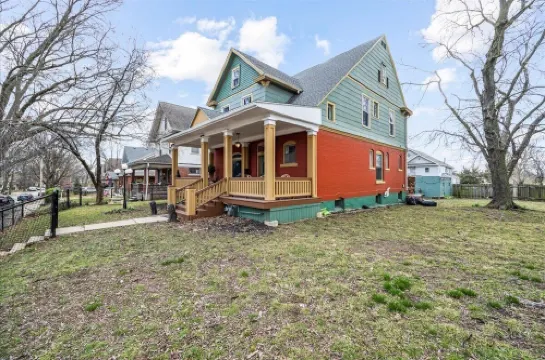 Victorian Home Filled with Charm
