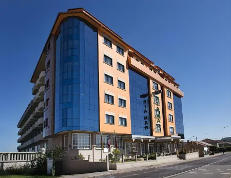 Hotel Ría Mar Отели рядом с достопримечательностью «Casa Rural»