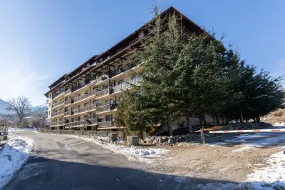 Oldinn Large Flat with Terrace just minutes from the Slopes and the City. Hotels in 