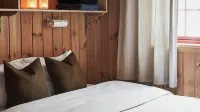 Kvitåvatn Fjellhytter