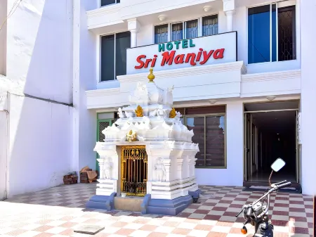 HOTEL SRIMANIYA Отели в г. Каньякумари
