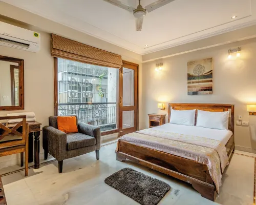 Tree of Life Bed & Breakfast Hotels near Malviya Nagar