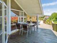 "Dagmar" - 300m from the Sea