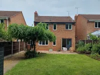 3 Bed House - Sleeps 5 - Pets - Parking Hotels in Uttoxeter