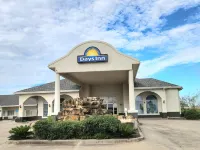 Days Inn by Wyndham Robstown