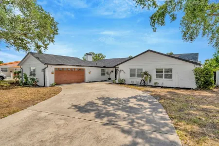 The Bay Beach House: Boat/Jetskis