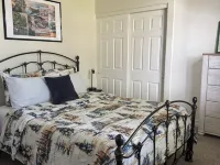 Centrally Located in Hamilton, the Heart of the Bitterroot Valley.  No Pet Fee! Hotels in Hamilton