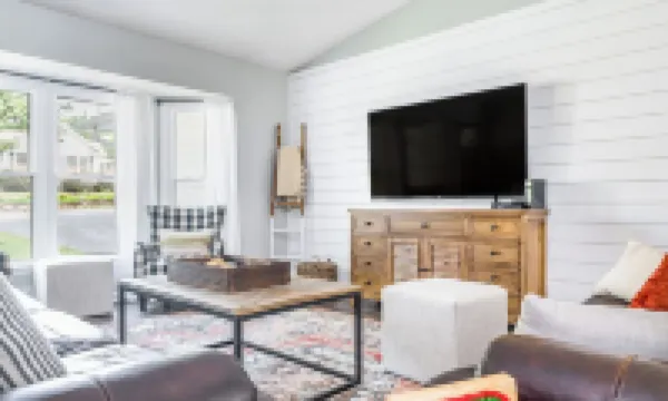 Pinehurst Cottage ★ Serves 8 ★ No Stairs ★ King Bed