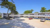 Heart of Manteo - parkir