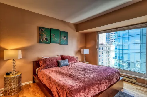 Newmark Tower Seattle Suite