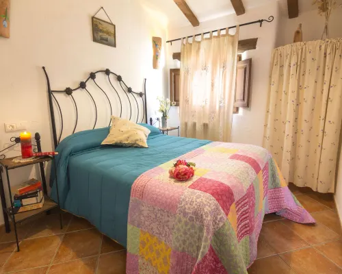 Holiday Home in Laroya with Pool & BBQ Hotels in Laroya