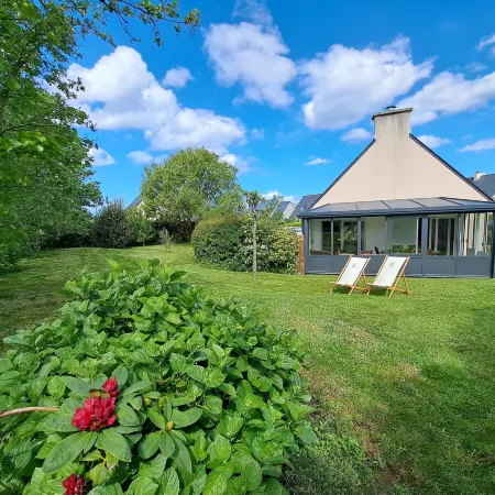 Holiday Home in Plouarzel near Sandy Beach