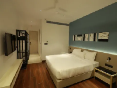 Hotel Red Diamond Hotels in Bilaspur