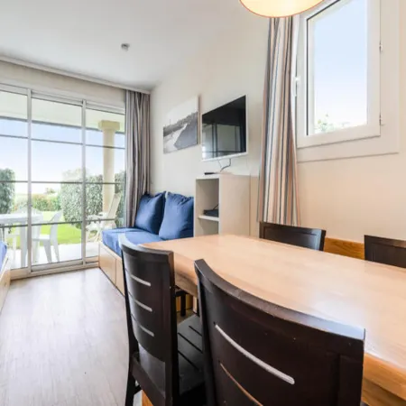 Residence Port du Crouesty - Отели в г. Арзон