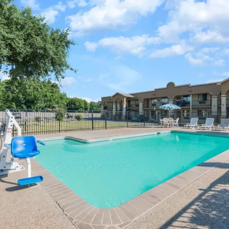 Days Inn by Wyndham San Marcos