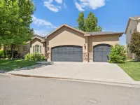 Spacious Home near Silicone Slopes