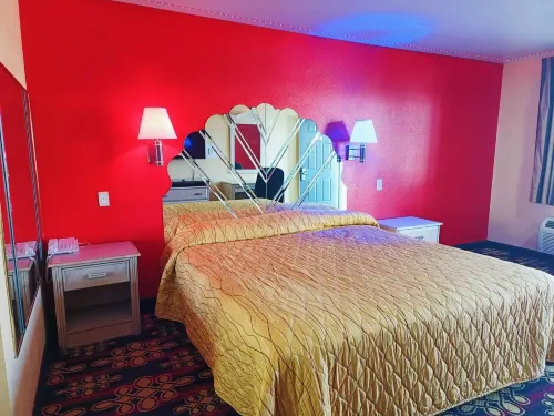 Heights Inn by Townhouse Harker Heights, TX