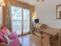 Apartment in Orcières with Ski Slope Views