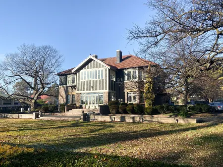 Lindsay House Guesthouse