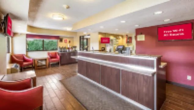 Red Roof Inn Detroit - Plymouth/Canton - Motels