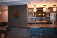Four Points by Sheraton Chicago Westchester/Oak Brook - bar
