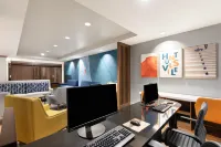 Holiday Inn Express & Suites HUNTSVILLE WEST - RESEARCH PK by IHG - parking