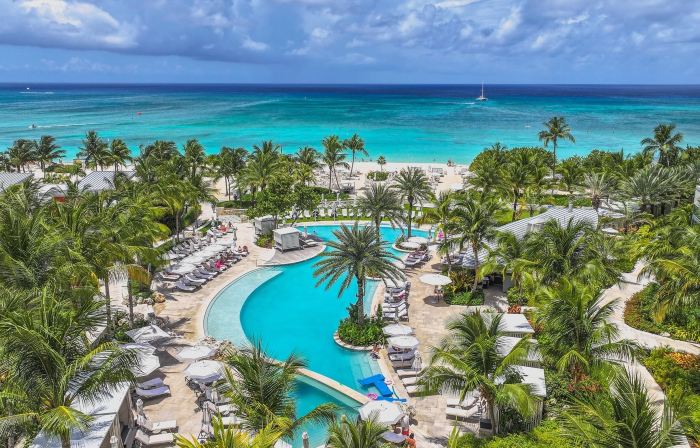Kimpton SEAFIRE RESORT + SPA by IHG
