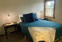 The White House…a lovely family friendly 4-bedroom house with WiFi in Kalkaska Hotels in Kalkaska