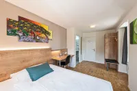 Hotel Zum Hirschen - parking