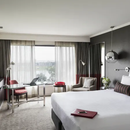 Pullman Melbourne Albert Park Отели рядом с достопримечательностью «Прахран»