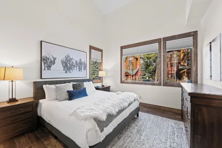 Seasons at Keystone 1886 by Summit County Mountain Retreats