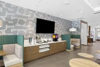 Home2 Suites by Hilton Riverside Downtown - Pools