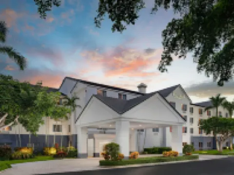 フェアフィールド イン アンド スイーツ バイ マリオット ボカラトン ボカラトンのホテル