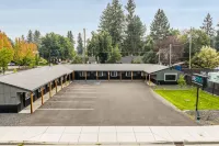 Smart Key Entry and Free Wi-Fi Access - Cozy Inviting Retreat