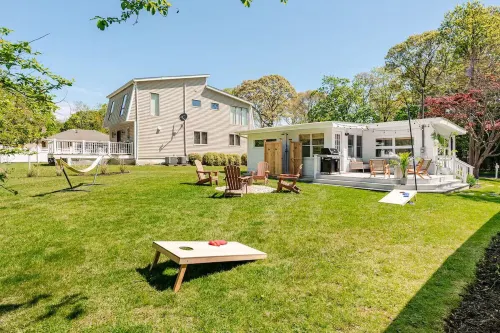 The Greenport Beach Cottage: 3 Min Walk to Beach, 1 mile to Town Hotel a Greenport West