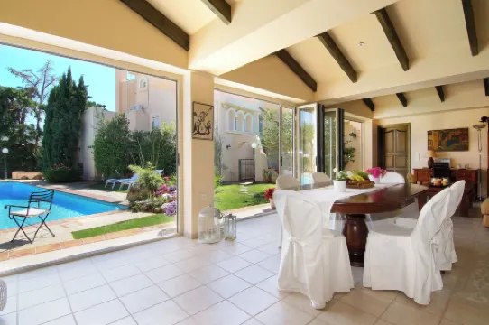 Oasis Pool House by Ghh