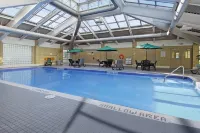 Holiday Inn TORONTO-AIRPORT EAST by IHG - Pools
