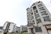Yangyang Naksan Beach Condotel - Pensions