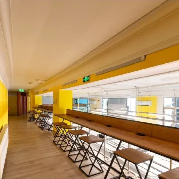 Capsule Hotel Happy lounge