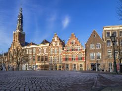 이비스 라이덴 센터