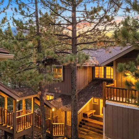 Lakeview Cabin w/ Game Room & Deck Near Ski Slopes & Trails Sleeps 20 Waterview by Avantstay