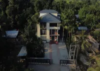 Irroi Kaziranga Hotels in Golaghat