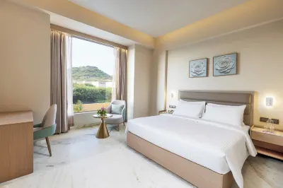 Regenta Hotel Science Center Bhuj Các khách sạn gần Sân bay Bhuj