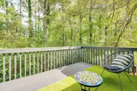 7 Mi to Dtwn ATL: Upscale Family Home w/ Balcony - balcony
