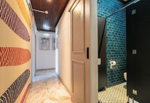 파로의 워크 인 호스텔 객실 내부