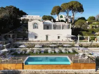 Elegant Villa In Anacapri | Infinity Pool & Design - piscina